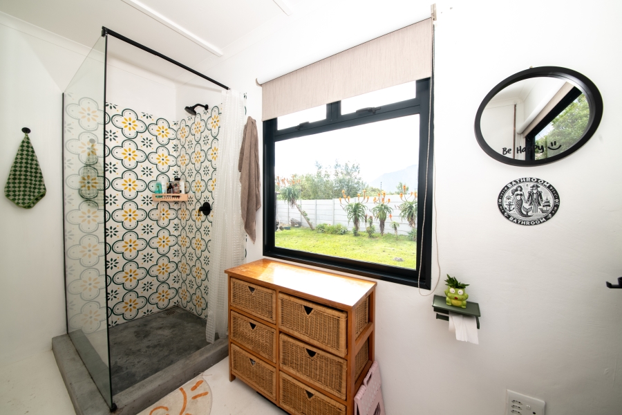 2 Bedroom Property for Sale in Pringle Bay Western Cape